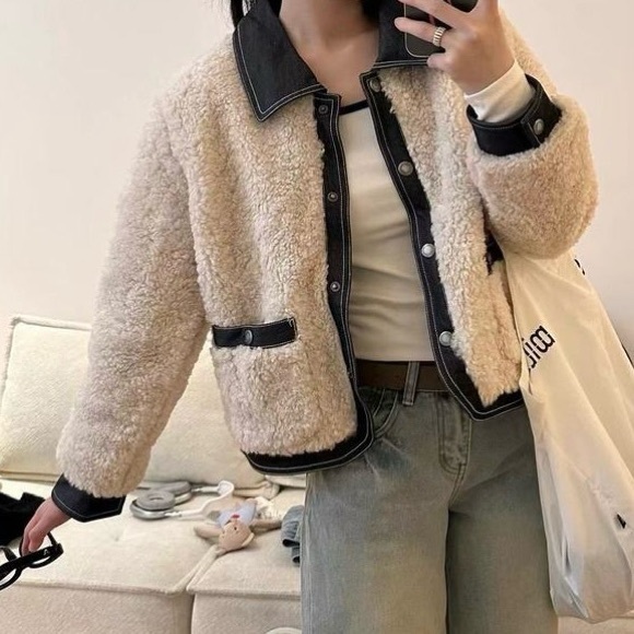 Fleece Jacket - Picture 3 of 8